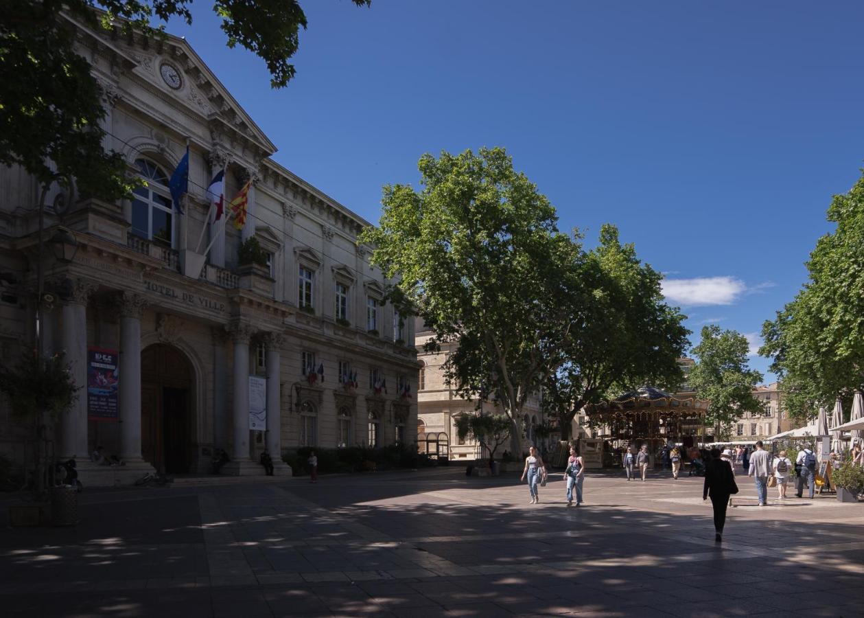Le Central Avignon Exterior photo